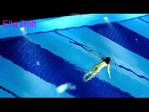 ❤️ Saya tidak boleh berhenti menonton, berambut perang muda ditangkap berenang bogel di kolam peranginan ELLA BOLT ❤ Video lucah di lucah ms.rexporn-com.ru ❌️