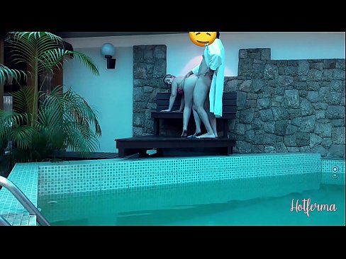 ❤️ Bos menjemput pembantu rumah ke kolam, tetapi tidak dapat menahan panas ❤ Video lucah di lucah ms.rexporn-com.ru ❌️